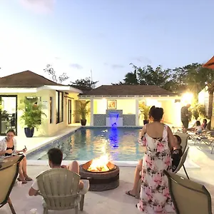 colony-club-inn-suites.comcaribbean.com/